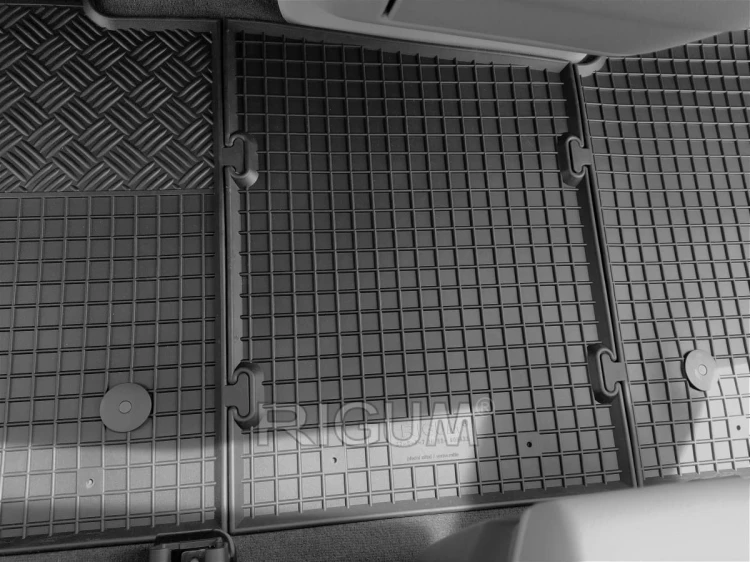 04f4377751a0f3b9f679a427fcb9e5a0.jpg