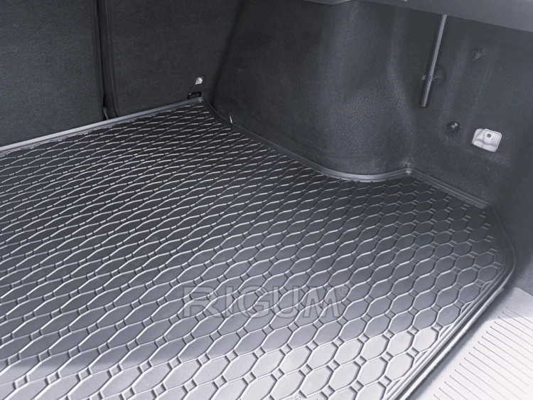 6285a1f9f4993880dbbc0fd885ee6645.jpg